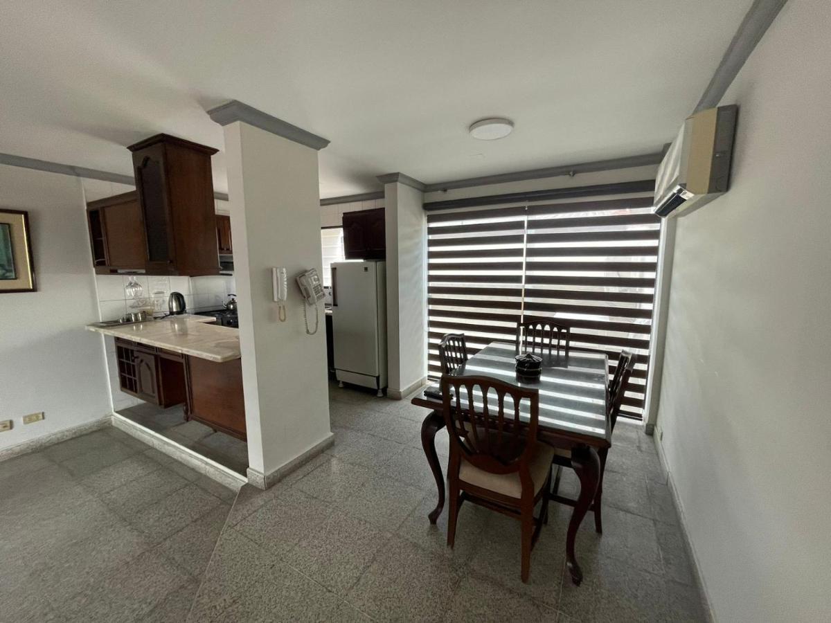 Apartament Tradicion Santa Cruz de La Sierra Zewnętrze zdjęcie